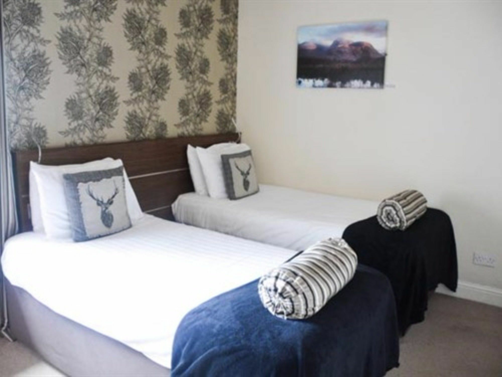 The Drymen Inn Glasgow Exteriör bild